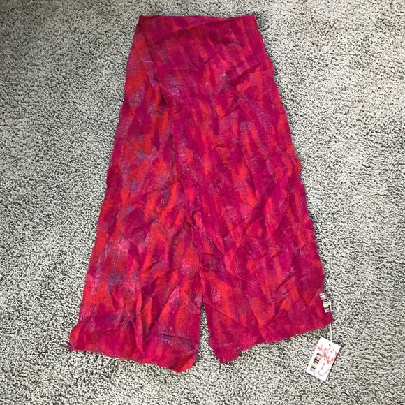 Beautiful kooloo Scarf - Picture 3 of 3